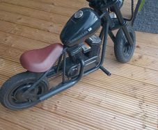 Hyper GOGO Challenger 12 Motorbike