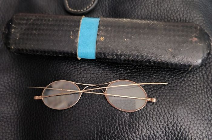 Antique Eyeglasses Collection 4 Pairs  Mangan Cork