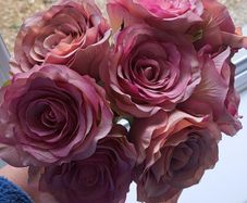 artificial flowers