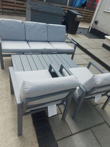 patio table and chairs