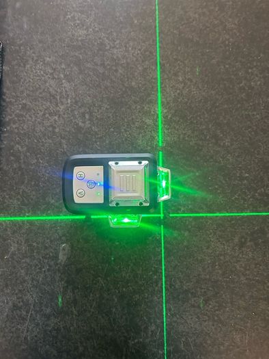 Heupar cross line laser level
