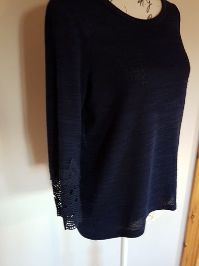 Navy Size M Vero Moda Top