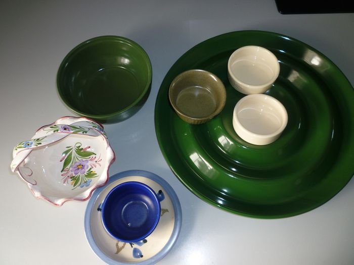 Giant Serving platter, Ramekins, Bowls, Dish. Plate. Moville. 8 ITEMS