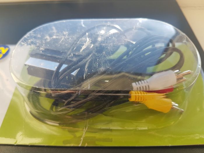 PRICE REDUCED TO SELL!! Brand New Scart To Scart 21 Pin Audio/video Lead