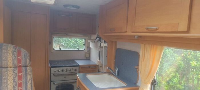 For Sale: Peugeot Elddis Expedition 100 Campervan