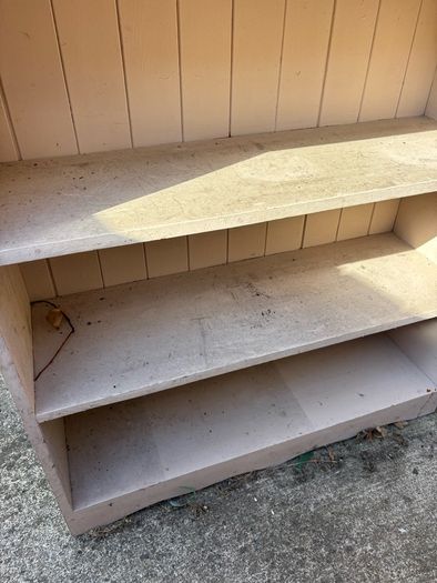 Bookcase/ Shelving unit