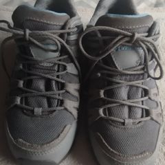Columbia size 6