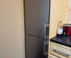 Fridge freezer