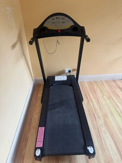v-Fit treadmill