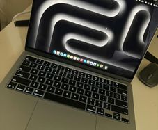 MacBook Air M4