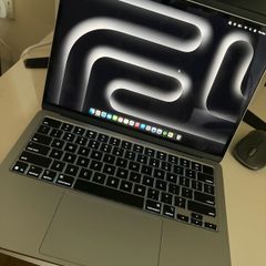 MacBook Air M4