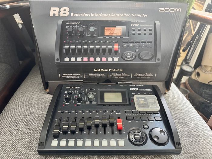Zoom R8 multitrack
