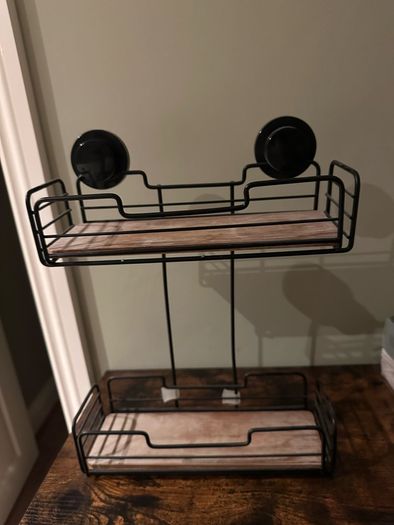 Shampoo bottle holder