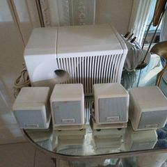 Cambridge soundworks 4.1 audio speaker system.