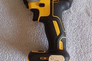 DeWalt dcf887(New)