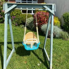 Baby swing