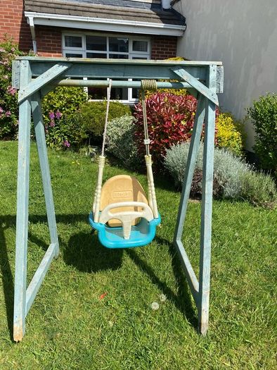 Baby swing