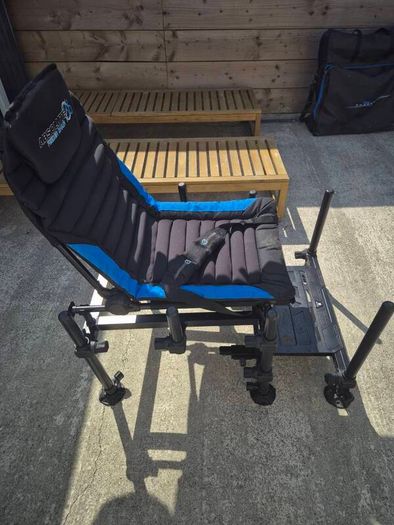 Preston absolute feeder chair with foot platform