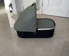 Uppababy Bassinet Emmet Green