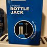 Bottle Jack 2 ton Image 2