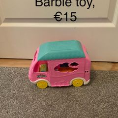 Barbie camper van