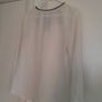 Top in white with black, long sleeves Image 4