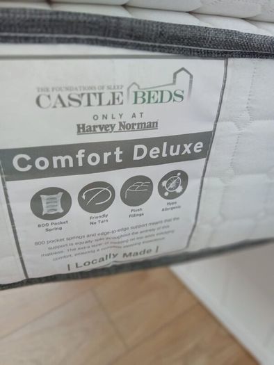 Day bed with trundle bed plus mattresses