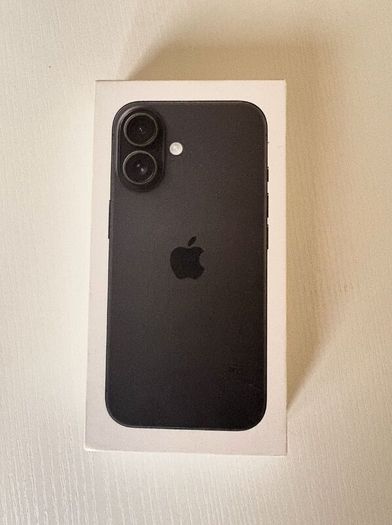 iPhone 16 128GB  Black  Like New, 100% Battery