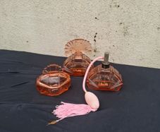 By post only vintage perfume set