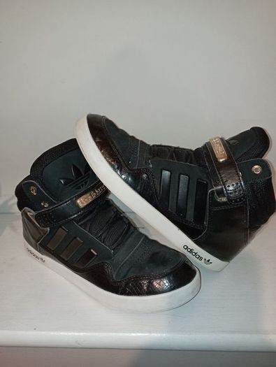 Adidas unisex AdiRise 2 size uk 5.5