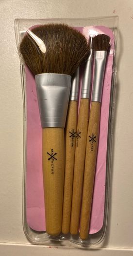 Max Factor 4-piece Travel Make Up Brush Kit Set Brand New