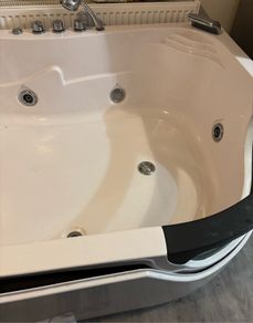 bath with jacuzzi
