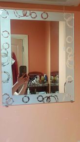 mirror not much used But chipped in two corners