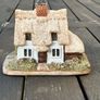 Lilliput Lane Clare Cottage Image 3