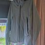 Decathlon waterproof and breathable hiking jacket MH500 Green Image 2