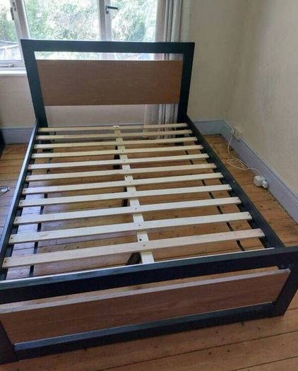 Beautiful Very Sturdy 4Ft 6 Double Bed Frame - Can Deliver