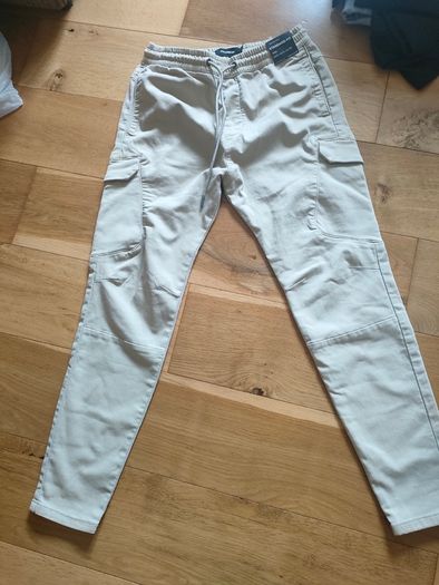 Pull & Bear cargo