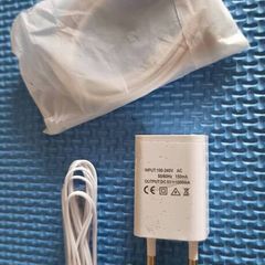 Phone charger, charging cable and ear phones usb c conection.