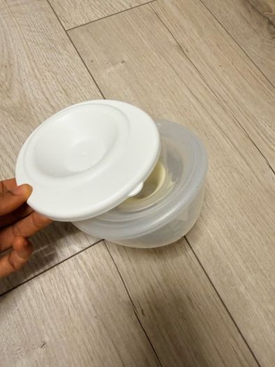 momscozy M5 breast pump