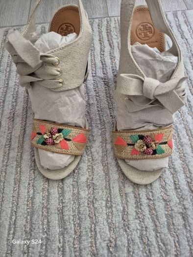 Tory burch