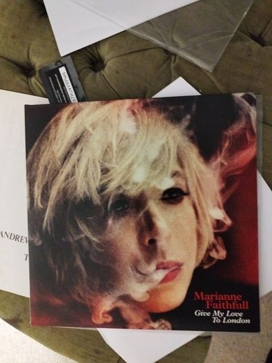 Marianne Faithfull Give my love to London red vinyl