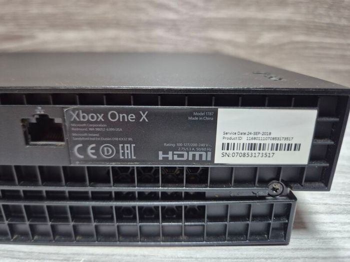 Microsoft Xbox One X 1TB 4K Black Console - Very Good Condition - Fast Shipping