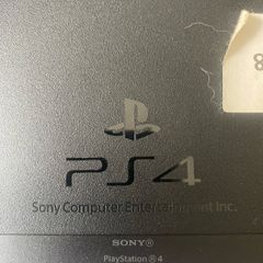 PS4 PlayStation 4 2TB hd. bundle 2 controllers and all cables