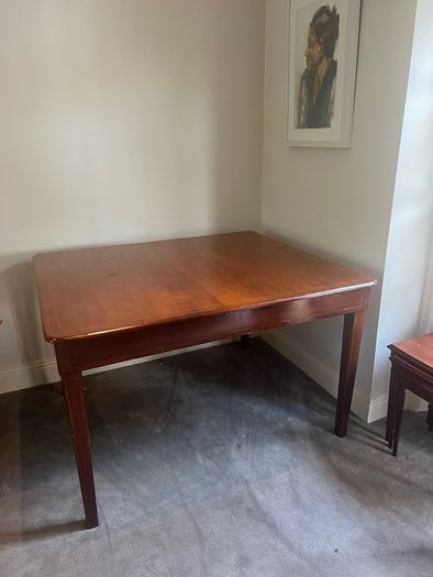 Mahagony table