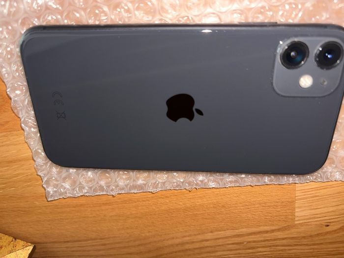 iPhone 11