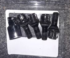 wheel nuts