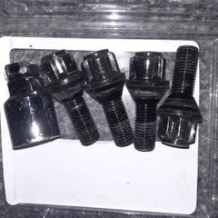 wheel nuts