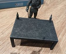 Atlas Editions 1/32 General And Map Table