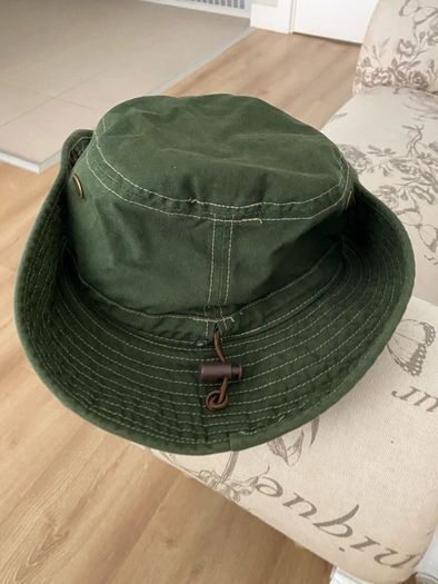 Bush Hat