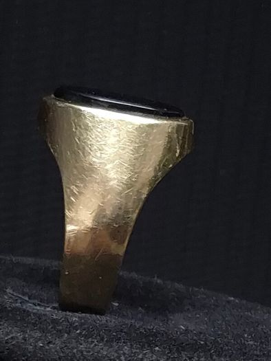 Vintage Egyptian 14K Solid Gold Black Onyx Signet Ring  Heavy Statement Ring